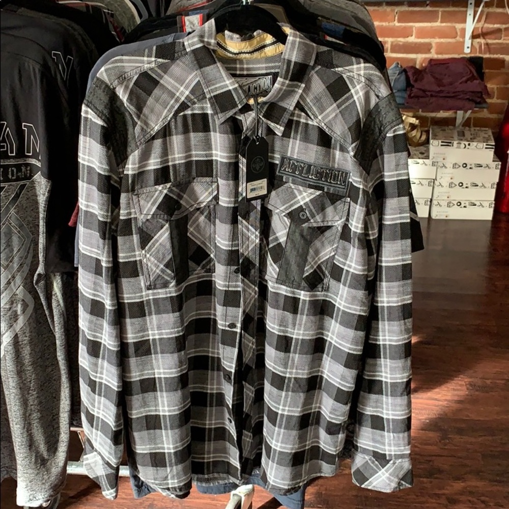 Men’s affliction long sleeve